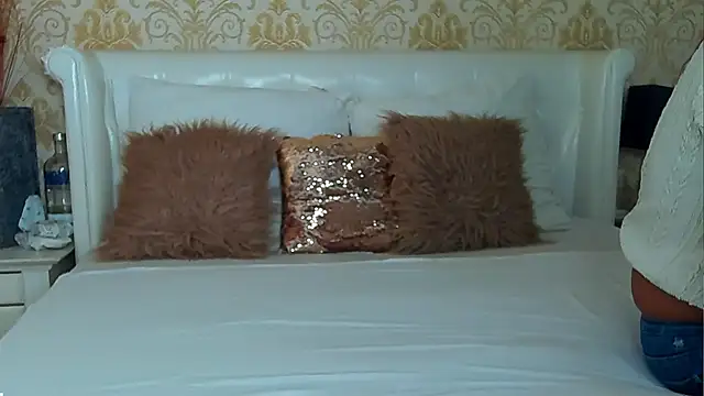 GiannaElliss online show from 12-29-24, 04:48