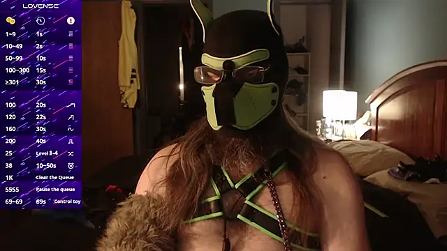 kinkywolf429 online show from 10-27-25, 03:10