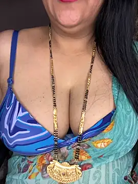 Snapshot of Zoya_Varma004 chatting on 09-17-25, 05:20 Zoya Varma004 online show from 09-17-25, 05:20