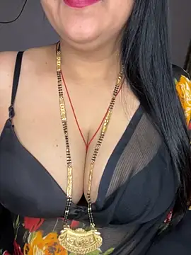 Snapshot of Zoya_Varma004 chatting on 10-27-25, 07:01 Zoya Varma004 online show from 10-27-25, 07:01