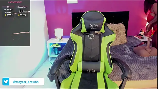 Snapshot of Brunna-Brownn chatting on 03-22-25, 12:35 Brunna-Brownn online show from 03-22-25, 12:35