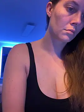 Snapshot of newMichelle chatting on 01-08-25, 06:52 newMichelle online show from 01-08-25, 06:52