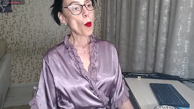 BelovedLady online show from 05-11-26, 05:43
