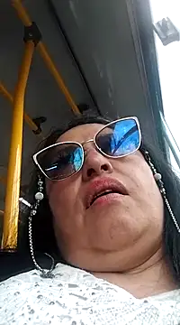 Snapshot of Keyla01_ chatting on 02-19-25, 06:21 Keyla01 online show from 02-19-25, 06:21