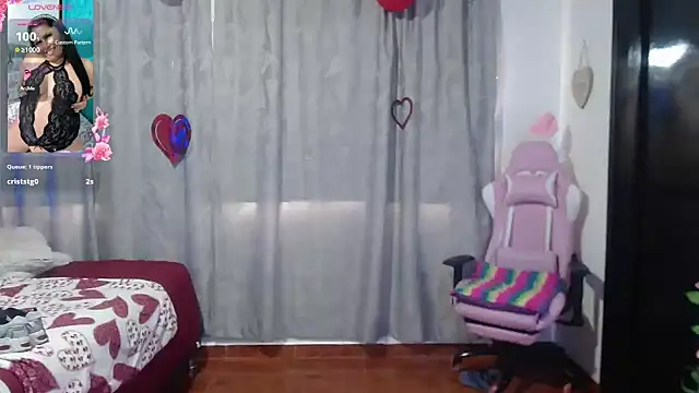 Snapshot of Keyla01_ chatting on 03-02-25, 12:32 Keyla01 online show from 03-02-25, 12:32