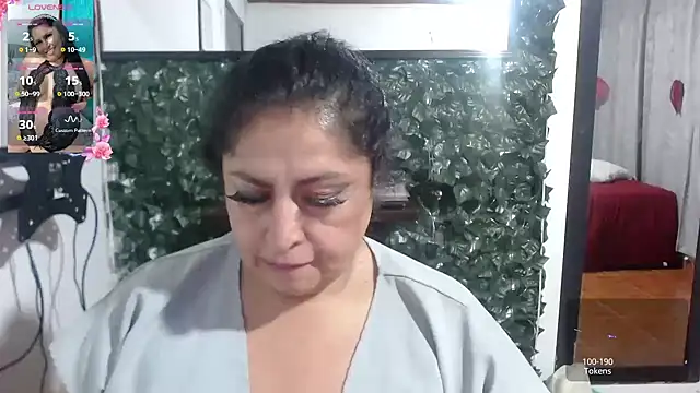 Snapshot of Keyla01_ chatting on 03-08-25, 05:28 Keyla01 online show from 03-08-25, 05:28