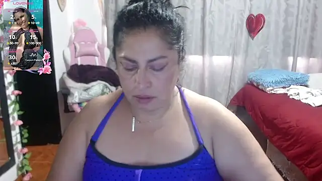 Snapshot of Keyla01_ chatting on 03-09-25, 04:22 Keyla01 online show from 03-09-25, 04:22