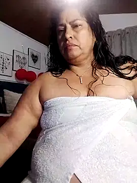 Snapshot of Keyla01_ chatting on 03-10-25, 05:00 Keyla01 online show from 03-10-25, 05:00