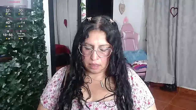 Snapshot of Keyla01_ chatting on 03-13-25, 11:38 Keyla01 online show from 03-13-25, 11:38