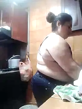 Snapshot of Keyla01_ chatting on 03-19-25, 01:18 Keyla01 online show from 03-19-25, 01:18