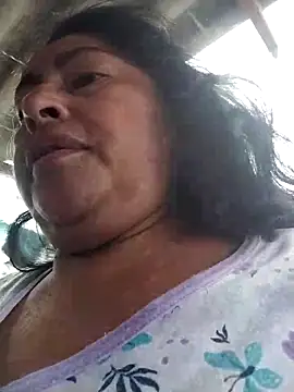 Snapshot of Keyla01_ chatting on 10-11-25, 02:48 Keyla01 online show from 10-11-25, 02:48