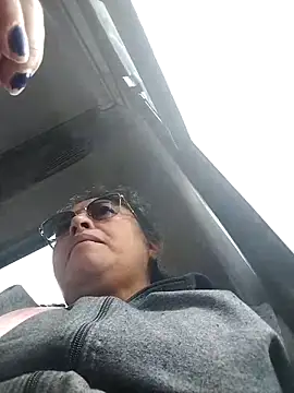 Snapshot of Keyla01_ chatting on 10-14-25, 03:13 Keyla01 online show from 10-14-25, 03:13