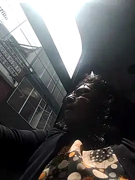 Snapshot of Keyla01_ chatting on 10-30-25, 05:24 Keyla01 online show from 10-30-25, 05:24