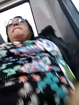 Snapshot of Keyla01_ chatting on 11-06-25, 10:38 Keyla01 online show from 11-06-25, 10:38