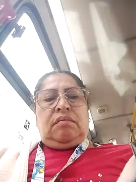 Snapshot of Keyla01_ chatting on 11-15-25, 11:40 Keyla01 online show from 11-15-25, 11:40