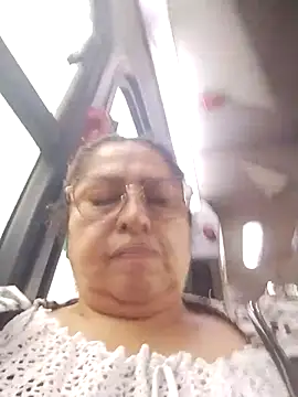 Snapshot of Keyla01_ chatting on 11-17-25, 11:16 Keyla01 online show from 11-17-25, 11:16