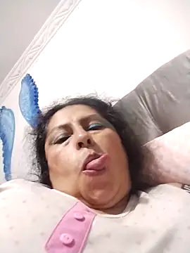 Snapshot of Keyla01_ chatting on 11-24-25, 11:59 Keyla01 online show from 11-24-25, 11:59