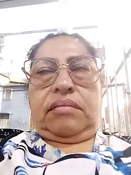 Snapshot of Keyla01_ chatting on 11-26-25, 11:22 Keyla01 online show from 11-26-25, 11:22