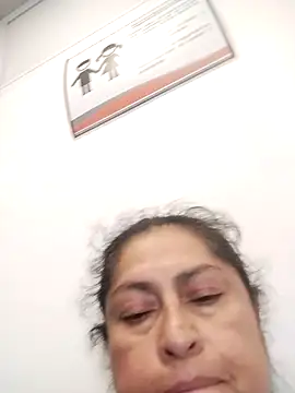 Snapshot of Keyla01_ chatting on 11-27-25, 02:41 Keyla01 online show from 11-27-25, 02:41