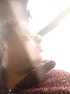 Snapshot of Keyla01_ chatting on 11-28-25, 12:19 Keyla01 online show from 11-28-25, 12:19