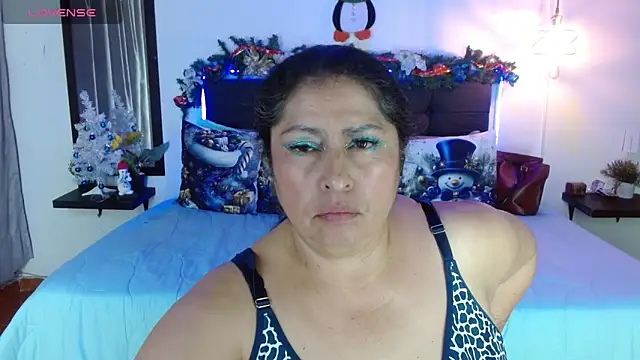 Snapshot of Keyla01_ chatting on 11-29-25, 11:30 Keyla01 online show from 11-29-25, 11:30