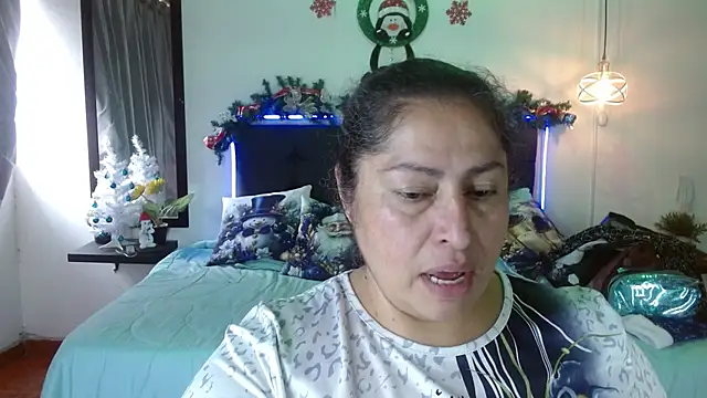 Snapshot of Keyla01_ chatting on 12-01-25, 06:13 Keyla01 online show from 12-01-25, 06:13