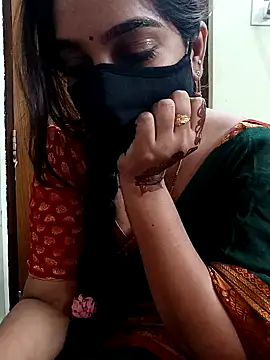 Snapshot of yoursana- chatting on 12-28-24, 04:20 yoursana- online show from 12-28-24, 04:20