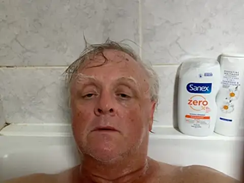 Snapshot of bigbadjon69 chatting on 07-21-26, 11:01 bigbadjon69 online show from 07-21-26, 11:01