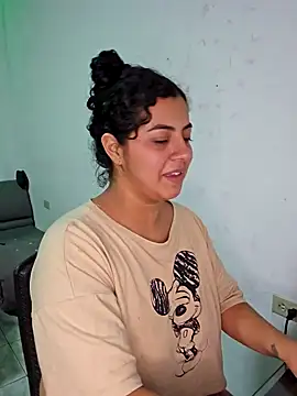 Mary pinkish online show from 12-31-24, 03:01