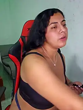 Mary pinkish online show from 01-15-25, 01:34