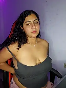 Mary pinkish online show from 01-20-25, 03:26