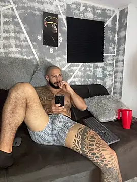 leonidas 18k online show from 03-06-26, 04:14