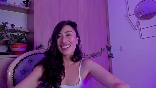 Snapshot of Amatiista chatting on 03-20-26, 02:49 Amatiista online show from 03-20-26, 02:49