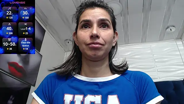 Snapshot of Eva-Williams chatting on 01-25-25, 12:47 Eva-Williams online show from 01-25-25, 12:47