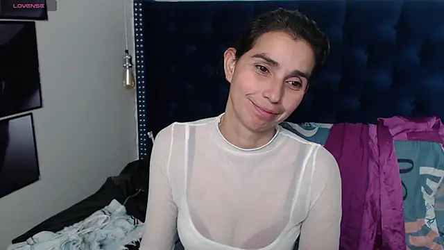 Snapshot of Eva-Williams chatting on 02-24-25, 02:30 Eva-Williams online show from 02-24-25, 02:30