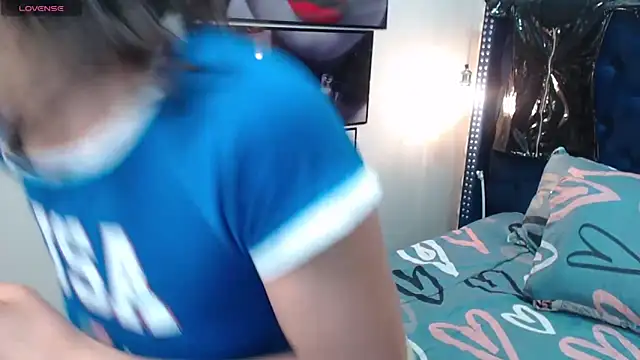 Snapshot of Eva-Williams chatting on 02-28-25, 08:28 Eva-Williams online show from 02-28-25, 08:28