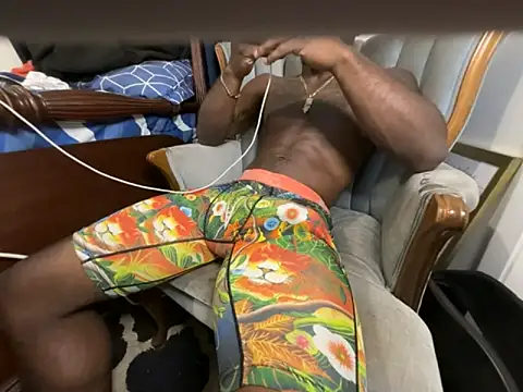 Deeblack02 online show from 11-06-25, 10:54