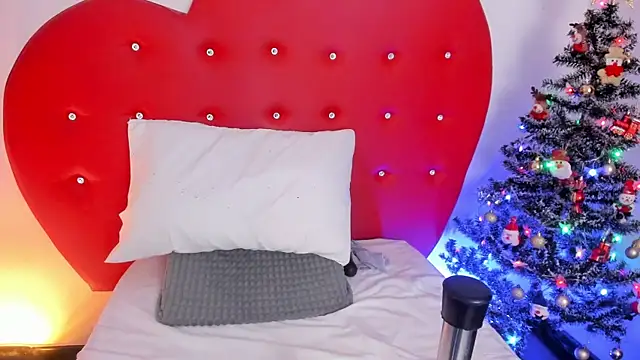 nicolette rock online show from 12-03-25, 10:46