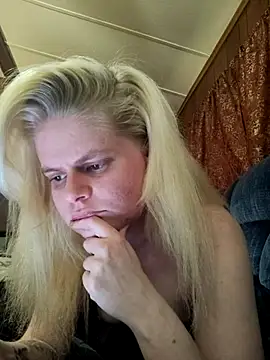 Snapshot of BadAssBitchMakayla chatting on 04-27-26, 12:47 BadAssBitchMakayla online show from 04-27-26, 12:47