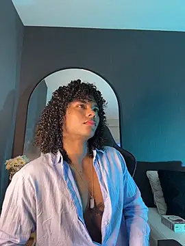 Lucas eevans online show from 03-05-26, 01:18