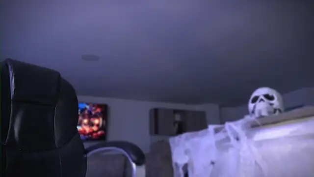 Snapshot of Frank_Farrell chatting on 10-22-25, 10:20 Frank Farrell online show from 10-22-25, 10:20