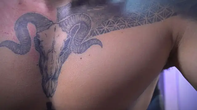 Snapshot of Frank_Farrell chatting on 11-07-25, 06:24 Frank Farrell online show from 11-07-25, 06:24