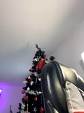 Snapshot of Frank_Farrell chatting on 01-06-26, 10:23 Frank Farrell online show from 01-06-26, 10:23