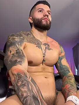 Snapshot of Frank_Farrell chatting on 01-11-26, 07:52 Frank Farrell online show from 01-11-26, 07:52