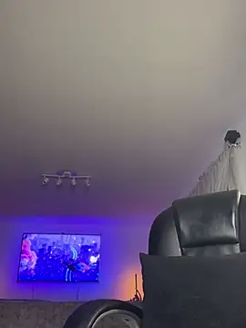 Snapshot of Frank_Farrell chatting on 02-03-26, 01:04 Frank Farrell online show from 02-03-26, 01:04