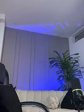 Snapshot of Frank_Farrell chatting on 04-22-26, 07:37 Frank Farrell online show from 04-22-26, 07:37