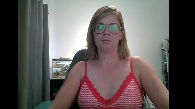 Snapshot of SavannaGirly chatting on 02-12-25, 02:54 SavannaGirly online show from 02-12-25, 02:54
