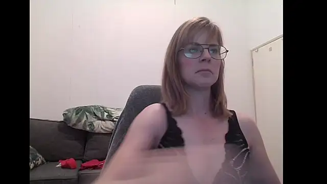 Snapshot of SavannaGirly chatting on 10-03-25, 10:56 SavannaGirly online show from 10-03-25, 10:56