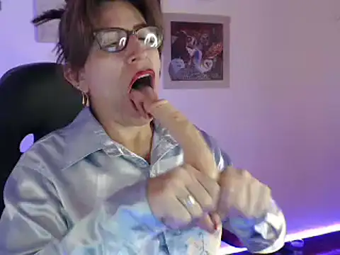 Chayla Ruiz online show from 01-18-25, 04:21