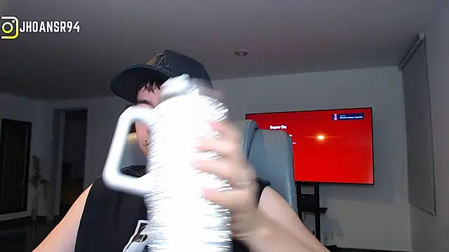 Jhoan saenz online show from 04-11-26, 03:22